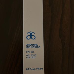 Arbonne eye gel never used